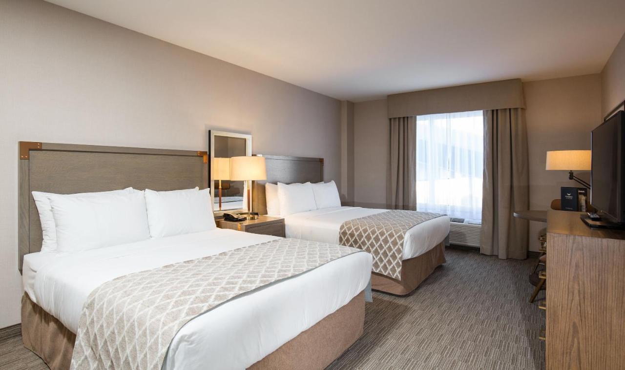 Pomeroy Inn & Suites プリンスジョージ エクステリア 写真