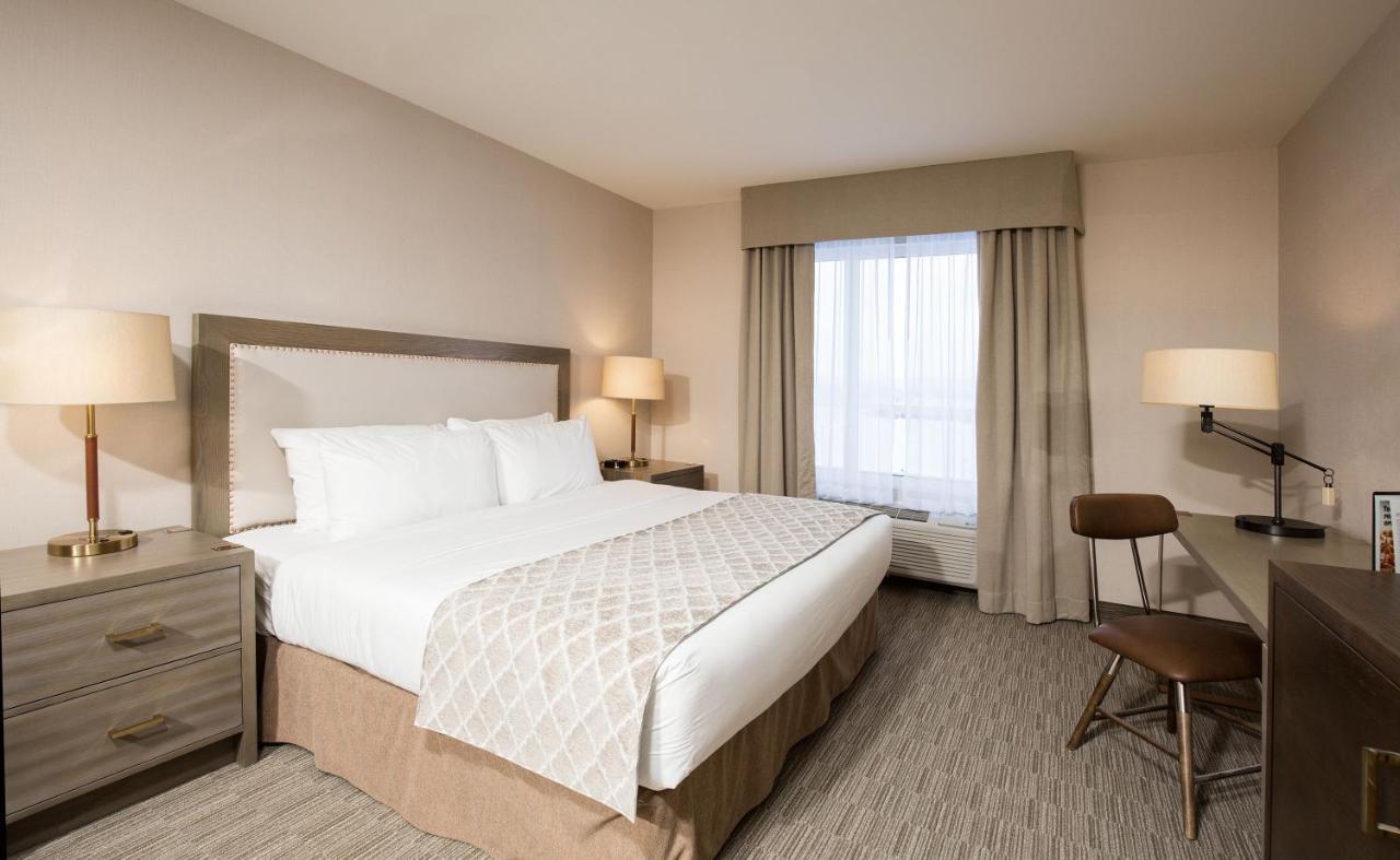 Pomeroy Inn & Suites プリンスジョージ エクステリア 写真
